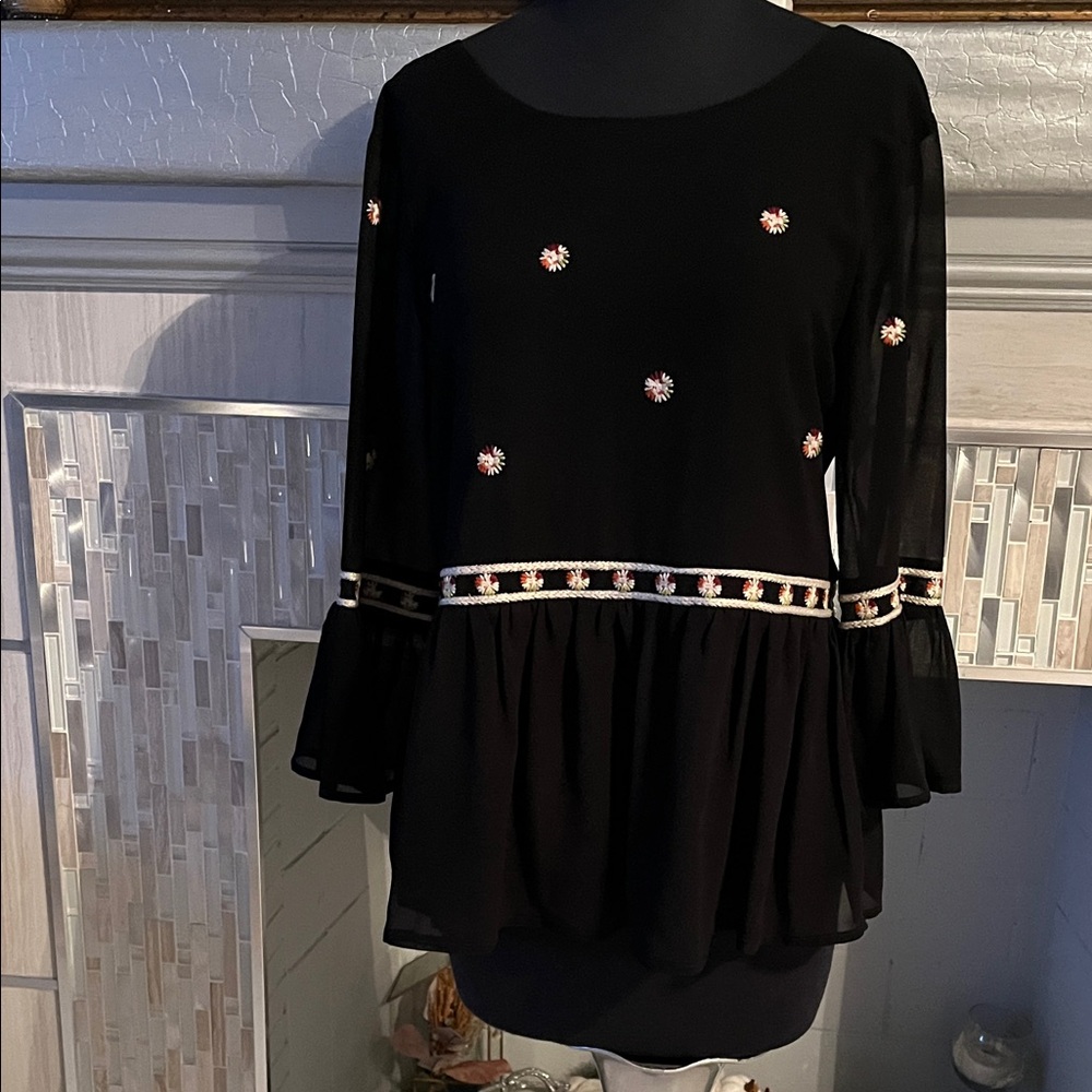 Harlowe & Graham Black Blouse with Floral Embroidery